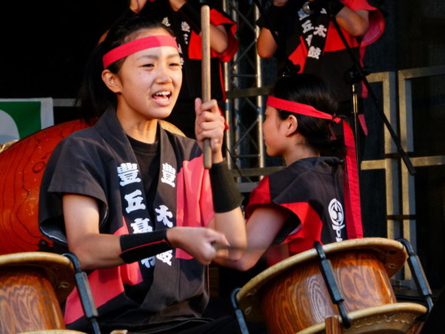 Światowy folklor na  rynku