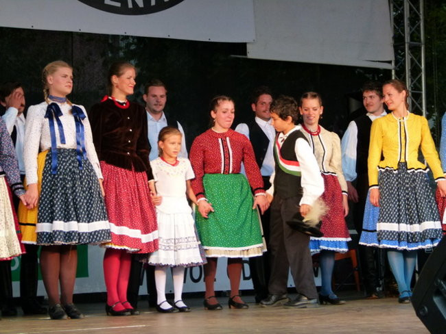 Światowy folklor na  rynku