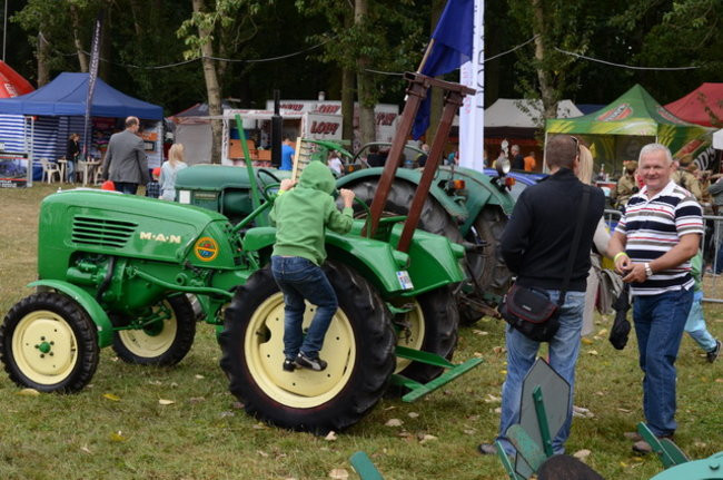 Ciągniki terkoczą w Wilkowicach (zdjęcia)