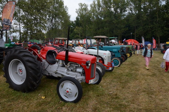 Ciągniki terkoczą w Wilkowicach (zdjęcia)