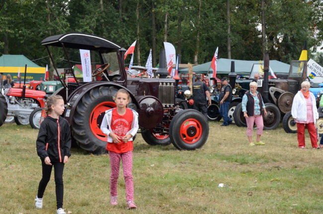Ciągniki terkoczą w Wilkowicach (zdjęcia)