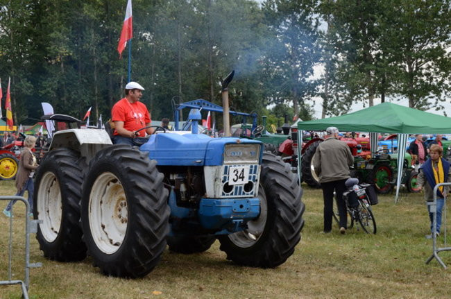 Ciągniki terkoczą w Wilkowicach (zdjęcia)
