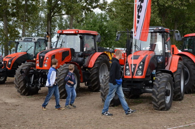 Ciągniki terkoczą w Wilkowicach (zdjęcia)