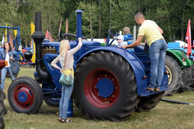 Ciągniki terkoczą w Wilkowicach (zdjęcia)