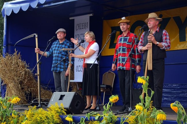Artur z Wilkowic na dożynkach zgarnął główną nagrodę (zdjęcia)