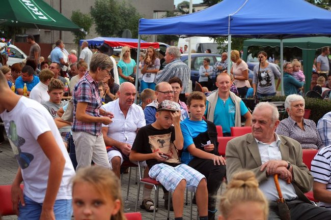 Artur z Wilkowic na dożynkach zgarnął główną nagrodę (zdjęcia)