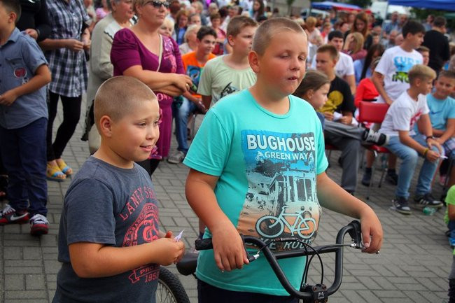 Artur z Wilkowic na dożynkach zgarnął główną nagrodę (zdjęcia)