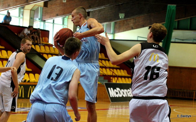 Sparing koszykarzy (zdjęcia)