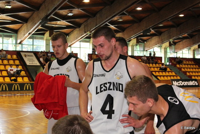 Sparing koszykarzy (zdjęcia)