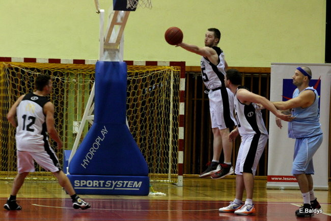 Sparing koszykarzy (zdjęcia)