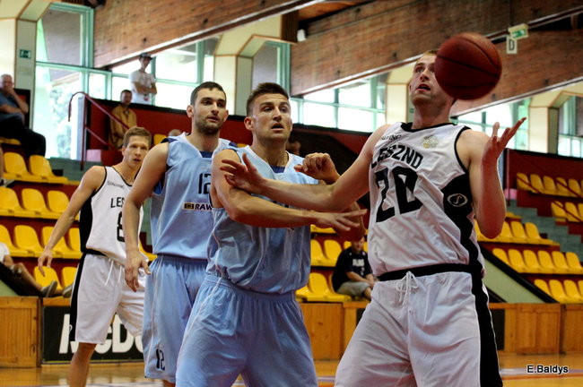 Sparing koszykarzy (zdjęcia)