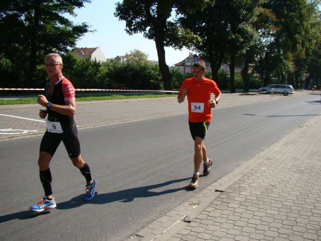 Królewski bieg ulicami Leszna (zdjęcia)