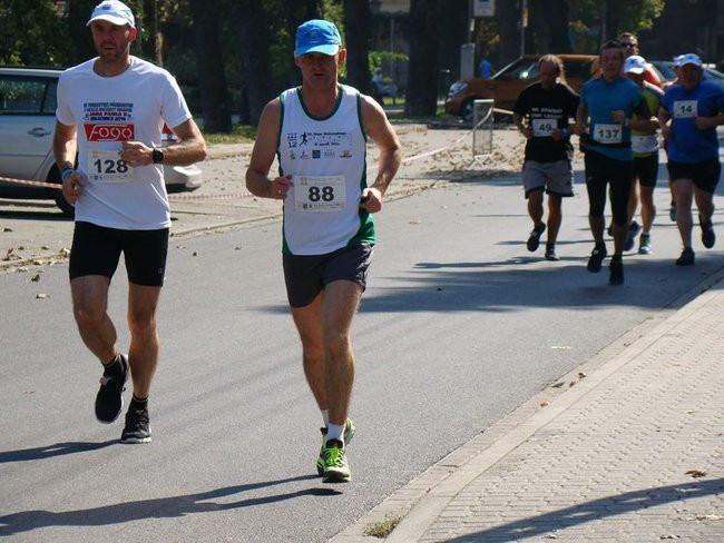 Królewski bieg ulicami Leszna (zdjęcia)