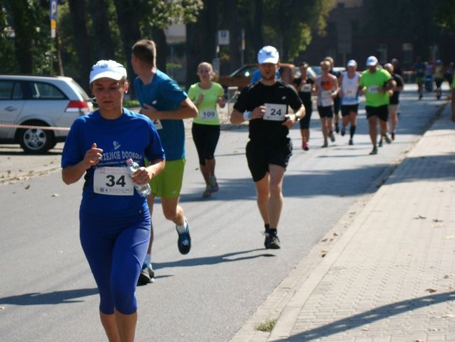 Królewski bieg ulicami Leszna (zdjęcia)