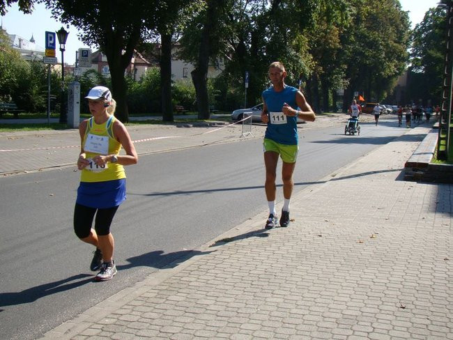 Królewski bieg ulicami Leszna (zdjęcia)