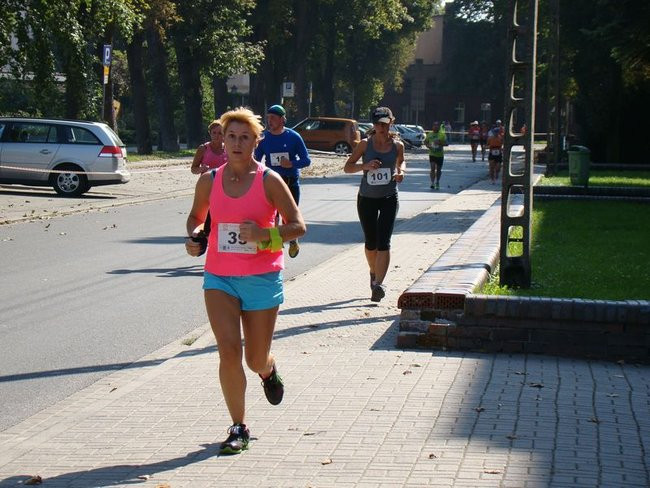 Królewski bieg ulicami Leszna (zdjęcia)