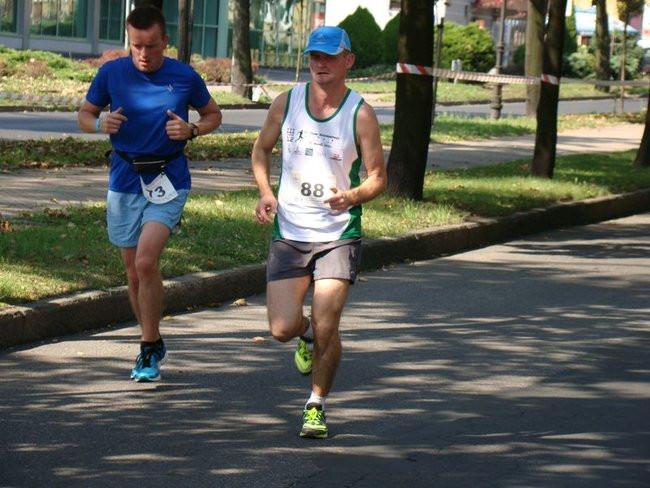 Królewski bieg ulicami Leszna (zdjęcia)