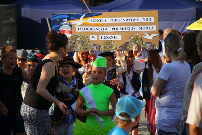 Tłumy wiwatowały na cześć króla (zdjęcia)