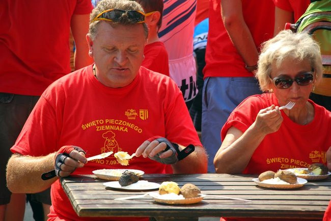 Pyszne pyry po długiej trasie (zdjęcia)