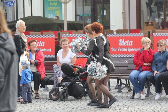 Czirliderki 50+ pokazały się w tvn (zdjęcia i wideo)
