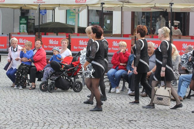 Czirliderki 50+ pokazały się w tvn (zdjęcia i wideo)