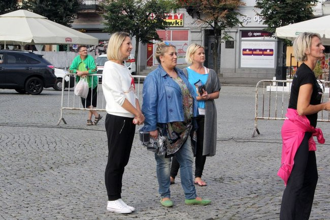 Czirliderki 50+ pokazały się w tvn (zdjęcia i wideo)