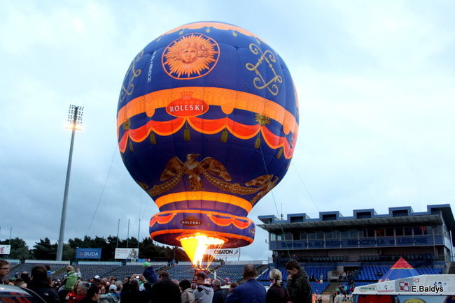 Nocny pokaz na Smoczyku (zdjęcia)
