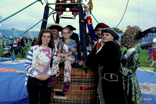 Nocny pokaz na Smoczyku (zdjęcia)