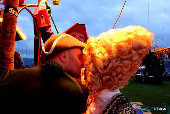 Nocny pokaz na Smoczyku (zdjęcia)