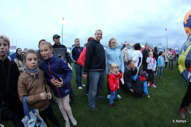 Nocny pokaz na Smoczyku (zdjęcia)