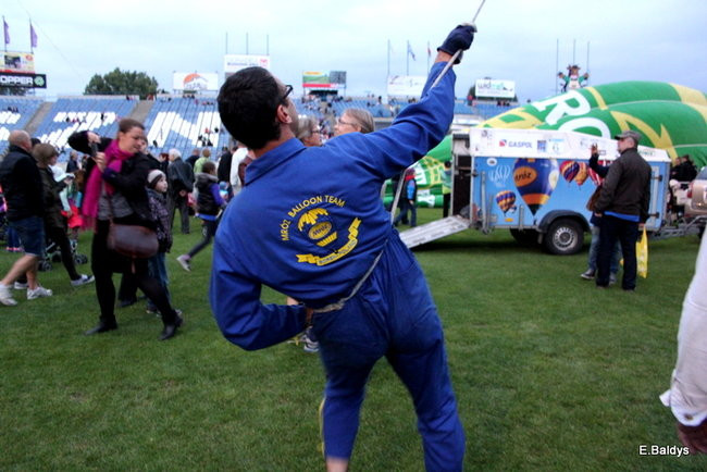 Nocny pokaz na Smoczyku (zdjęcia)