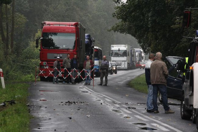 Zderzenie niedaleko Książęcego Lasu (zdjęcia)