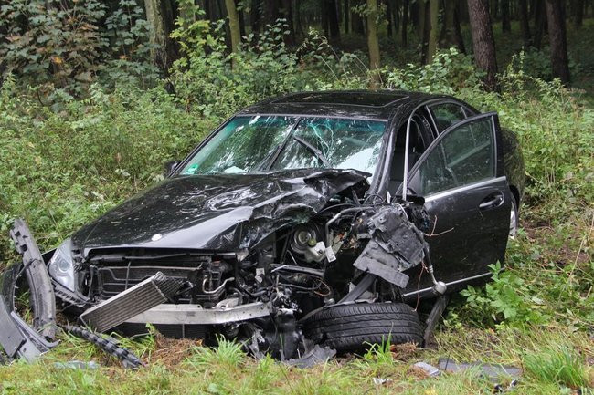 Zderzenie niedaleko Książęcego Lasu (zdjęcia)