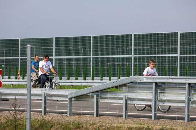 Rowerzyści przetestowali ekspresówkę (zdjęcia)