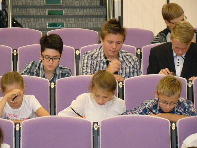 Sprawdzian z angielskiego (zdjęcia)