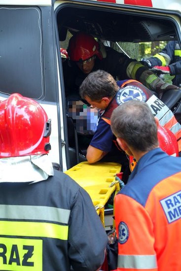 TIR wpadł do rowu (zdjęcia)