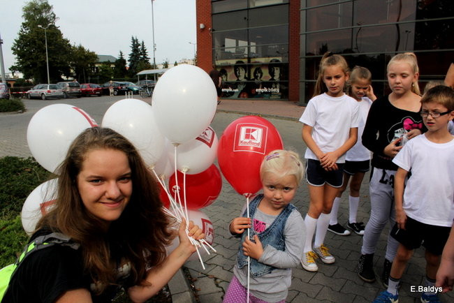 Uzbierali 34 metry złotówek (zdjęcia)