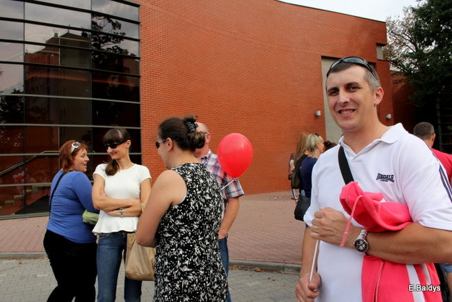 Uzbierali 34 metry złotówek (zdjęcia)