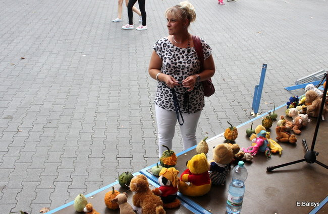 Uzbierali 34 metry złotówek (zdjęcia)