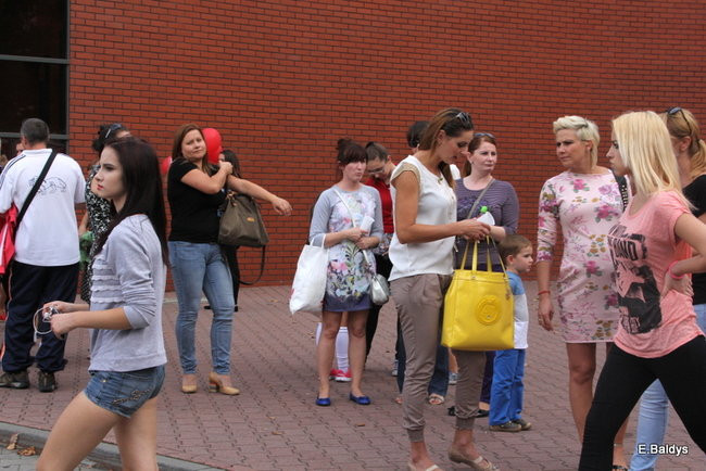 Uzbierali 34 metry złotówek (zdjęcia)