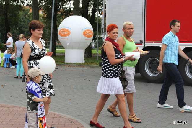 Uzbierali 34 metry złotówek (zdjęcia)