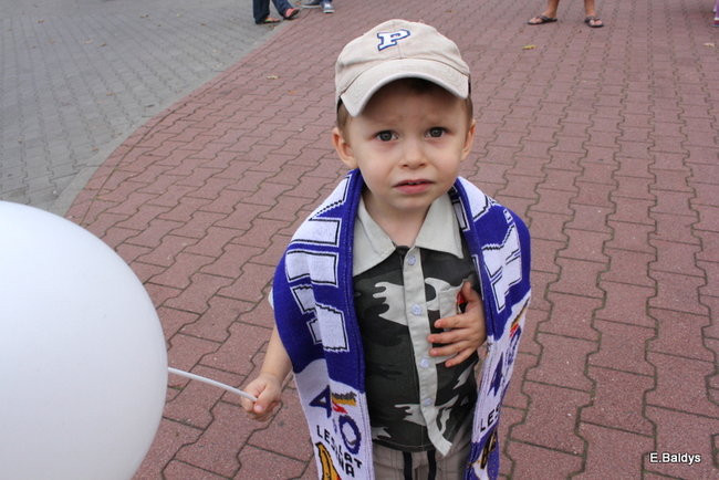 Uzbierali 34 metry złotówek (zdjęcia)