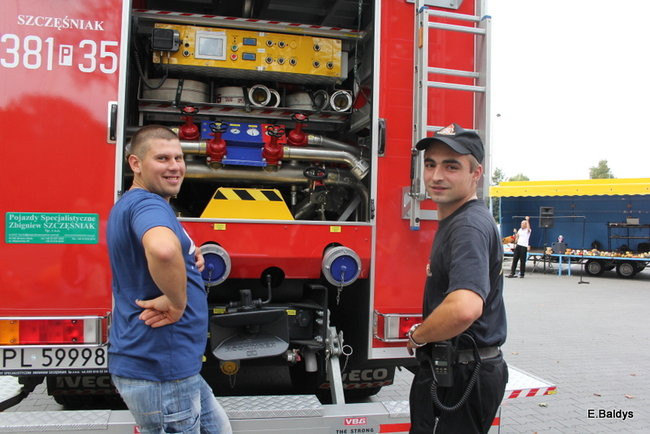 Uzbierali 34 metry złotówek (zdjęcia)