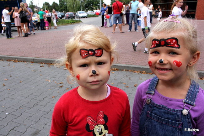 Uzbierali 34 metry złotówek (zdjęcia)