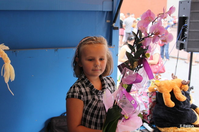 Uzbierali 34 metry złotówek (zdjęcia)