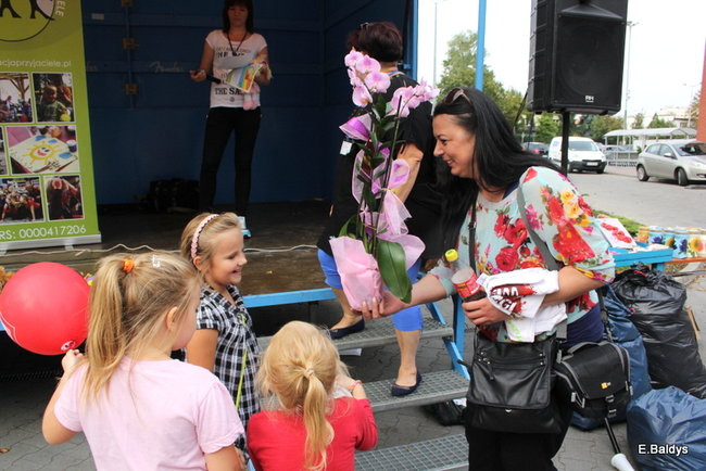 Uzbierali 34 metry złotówek (zdjęcia)