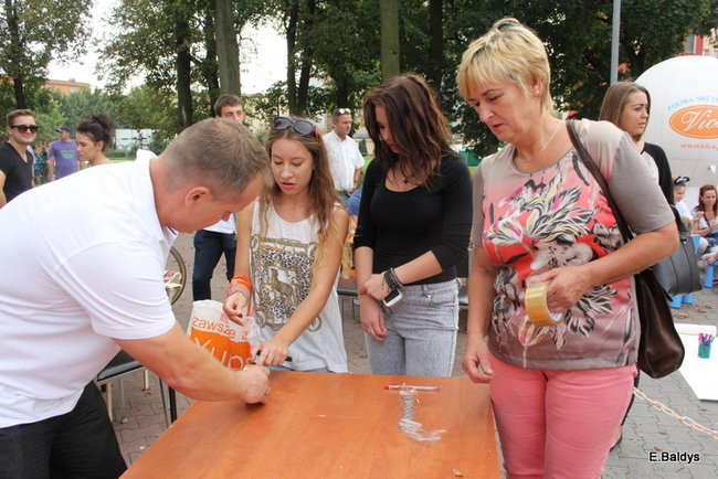 Uzbierali 34 metry złotówek (zdjęcia)