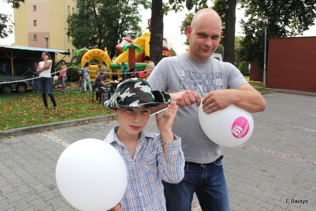 Uzbierali 34 metry złotówek (zdjęcia)