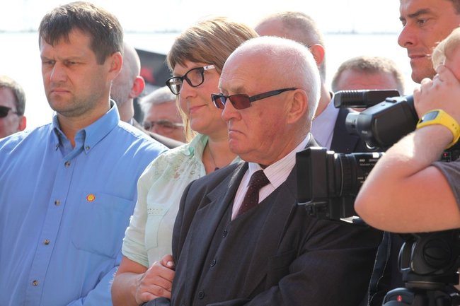 Zbrodnia na dworcu upamiętniona (zdjęcia)