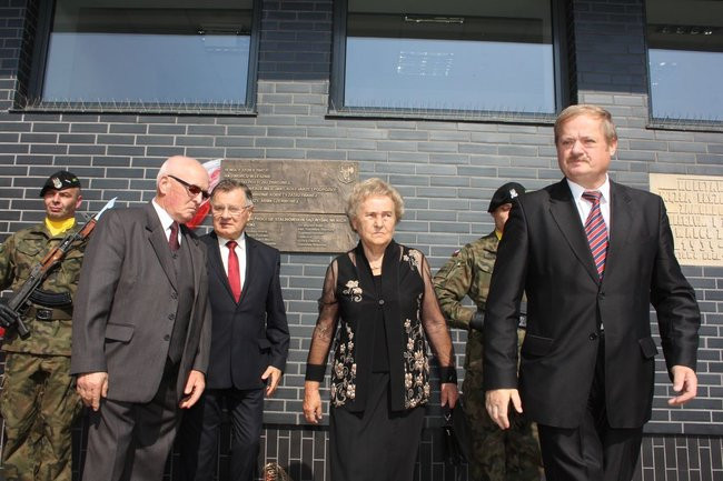 Zbrodnia na dworcu upamiętniona (zdjęcia)